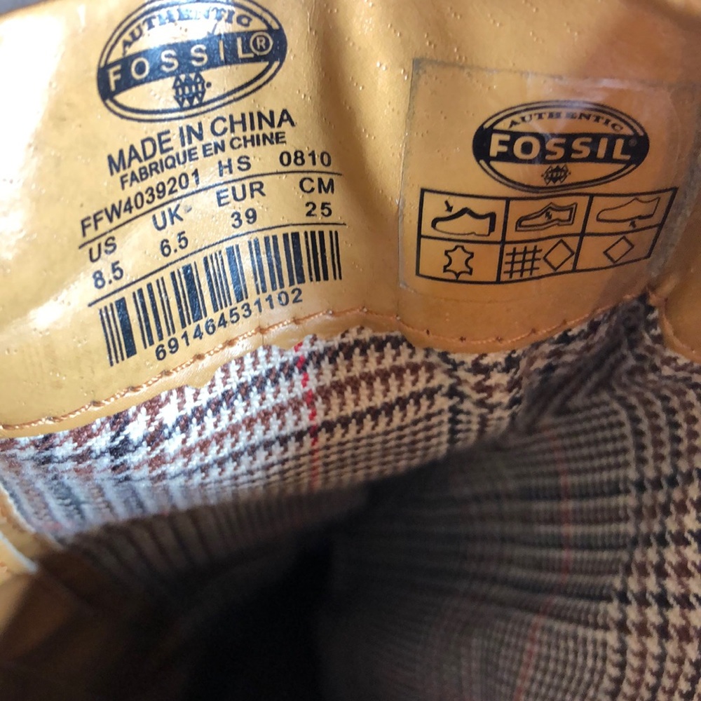 Fossil Distressed Leather Zippered Boot - image 7